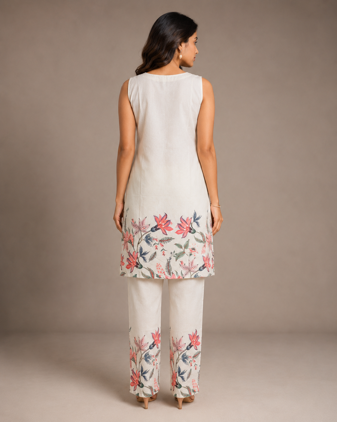 Ivory Floral Printed Sleeveless Kurti Pant Set